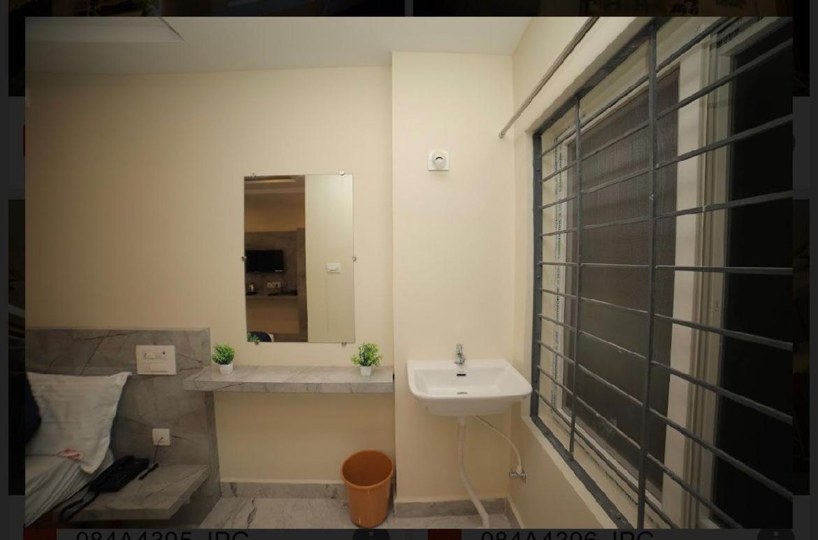 Sri Ganesh Residency Hotel Tirupati Kültér fotó