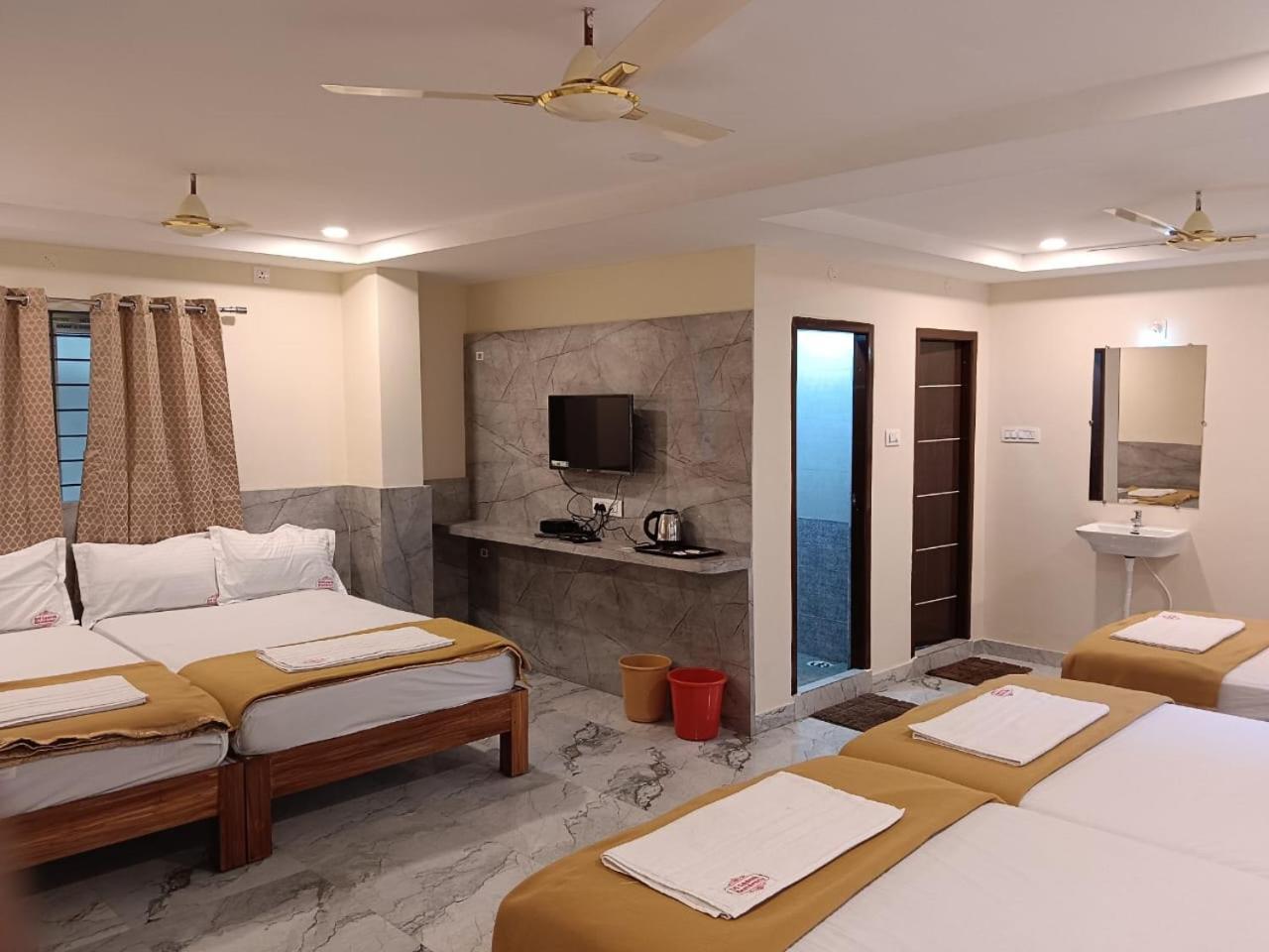 Sri Ganesh Residency Hotel Tirupati Kültér fotó